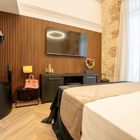 Nero Luxury Suites Cagliari Buitenkant foto