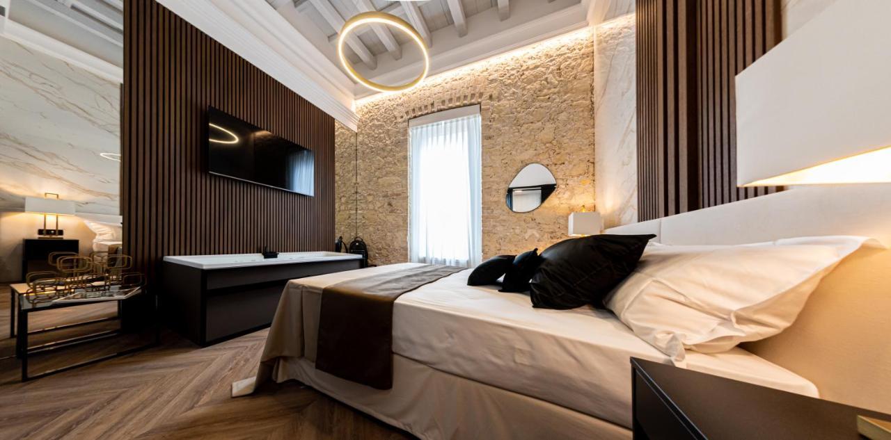 Nero Luxury Suites Cagliari Buitenkant foto